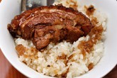 Mát trời ăn xôi khau nhục, cháo cù kỳ ở phố Huế Mát trời ăn xôi khau nhục, cháo cù kỳ ở phố Huế