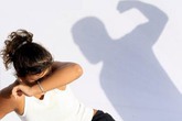 Truy sát vợ kinh hoàng vì tội đòi... ly dị Truy sát vợ kinh hoàng vì tội đòi... ly dị