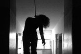 Bố mẹ cấm yêu, nữ sinh thắt cổ tự tử Bố mẹ cấm yêu, nữ sinh thắt cổ tự tử