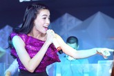 Hồ Ngọc Hà "quậy" hết mình trong bar trước sinh nhật Hồ Ngọc Hà "quậy" hết mình trong bar trước sinh nhật