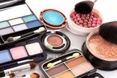 Hóa chất độc hại “núp” xung quanh bạn Hóa chất độc hại “núp” xung quanh bạn