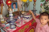 Cha nén tình riêng báo công an nghi vấn con giết người Cha nén tình riêng báo công an nghi vấn con giết người