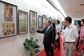 "Các em vẽ đáng để bố mẹ suy nghĩ" "Các em vẽ đáng để bố mẹ suy nghĩ"