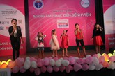Mang âm nhạc đổi lấy nụ cười Mang âm nhạc đổi lấy nụ cười