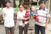 Bí ẩn gia đình có 5 người mắc bệnh lạ Bí ẩn gia đình có 5 người mắc bệnh lạ