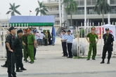Trận đấu tập của Arsenal: An ninh thắt chặt, hàng loạt dịch vụ ăn theo chặt chém Trận đấu tập của Arsenal: An ninh thắt chặt, hàng loạt dịch vụ ăn theo chặt chém