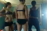 Lại nóng clip thiếu nữ mặc nội y nhảy sexy trong phòng trọ Lại nóng clip thiếu nữ mặc nội y nhảy sexy trong phòng trọ