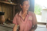 “Quý tử” tự sát sau khi đe dọa“chặt đầu cha” “Quý tử” tự sát sau khi đe dọa“chặt đầu cha”