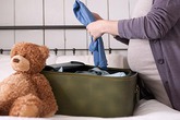 Hiệu trưởng ép cô giáo khai ‘tác giả’ cái thai trong bụng Hiệu trưởng ép cô giáo khai ‘tác giả’ cái thai trong bụng