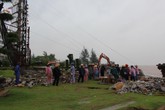Bão số 5: Cháy 2 kho hàng gần cây xăng tại Hải Phòng Bão số 5: Cháy 2 kho hàng gần cây xăng tại Hải Phòng
