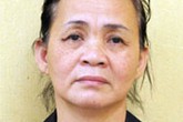 Nữ quái hạ gục thầy bói, lừa tiền tỷ Nữ quái hạ gục thầy bói, lừa tiền tỷ