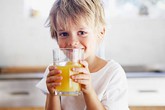 Chọn nước giải khát cho trẻ Chọn nước giải khát cho trẻ