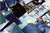 Trước thông tin mặc quần bò mài Trung Quốc có thể bị mắc bệnh: Không nên hoang mang Trước thông tin mặc quần bò mài Trung Quốc có thể bị mắc bệnh: Không nên hoang mang