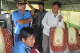 Ngày đầu kiểm tra hộp đen phương tiện vận tải: Rùng mình với “quan tài bay” Ngày đầu kiểm tra hộp đen phương tiện vận tải: Rùng mình với “quan tài bay”