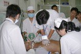 Sốc phản vệ: Nguyên nhân không chỉ do dùng thuốc Sốc phản vệ: Nguyên nhân không chỉ do dùng thuốc