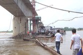 Bến phà “tử thần” Vĩnh Thịnh: Bao giờ sẽ di dời? Bến phà “tử thần” Vĩnh Thịnh: Bao giờ sẽ di dời?