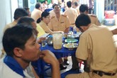 Thiếu tá công an tử vong sau vụ nổ súng: Cha già bệnh tật, nheo nhóc con thơ Thiếu tá công an tử vong sau vụ nổ súng: Cha già bệnh tật, nheo nhóc con thơ