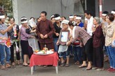 Bị sát hại do thắc mắc chuyện tính tiền ăn phở: Đau lòng vợ góa con côi Bị sát hại do thắc mắc chuyện tính tiền ăn phở: Đau lòng vợ góa con côi