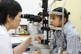 Đề phòng dịch đau mắt đỏ bùng phát tại Hà Nội: Không tự ý chữa trị Đề phòng dịch đau mắt đỏ bùng phát tại Hà Nội: Không tự ý chữa trị