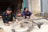 “Một thanh niên tâm thần bị công an bắt tạm giam trái luật?”: Nhiều bất thường cần được làm rõ “Một thanh niên tâm thần bị công an bắt tạm giam trái luật?”: Nhiều bất thường cần được làm rõ