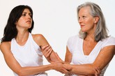 Mẹ chồng - nàng dâu: Ai cũng đúng? Mẹ chồng - nàng dâu: Ai cũng đúng?