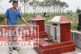 Bộ mặt thật ghê tởm của lão thông gia đồi bại Bộ mặt thật ghê tởm của lão thông gia đồi bại
