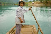 Sự thật về bến đò "ma ám" và chuyện người phụ nữ hóa giải lời đồn khủng khiếp Sự thật về bến đò "ma ám" và chuyện người phụ nữ hóa giải lời đồn khủng khiếp