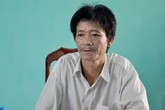 Gã tù trốn nã 21 năm… vui sướng khi bị bắt vì được về "thăm" quê Gã tù trốn nã 21 năm… vui sướng khi bị bắt vì được về "thăm" quê