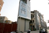 Hà Nội lại xin lùi tiến độ xử lý nhà siêu mỏng Hà Nội lại xin lùi tiến độ xử lý nhà siêu mỏng