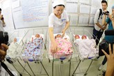 Đa thai và những nguy cơ (1): Sự mong đợi “liều lĩnh” Đa thai và những nguy cơ (1): Sự mong đợi “liều lĩnh”