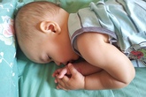 Bí quyết người Mỹ rèn con tự ngủ Bí quyết người Mỹ rèn con tự ngủ