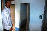 Đâm chết vợ đang tắm rồi uống thuốc độc tự tử Đâm chết vợ đang tắm rồi uống thuốc độc tự tử