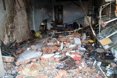 Nổ đại lý gas, 3 người kêu cứu trong căn nhà sập Nổ đại lý gas, 3 người kêu cứu trong căn nhà sập