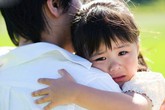Sự nhẫn tâm của những bà mẹ dạy con bằng cách "bôi nhọ" Sự nhẫn tâm của những bà mẹ dạy con bằng cách "bôi nhọ"