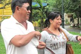 Ngày về hạnh phúc của người chồng 'trộm" vàng vợ Ngày về hạnh phúc của người chồng 'trộm" vàng vợ
