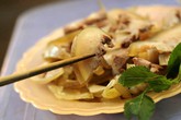 Lai rai vó bò, xách bò phố Hòa Mã Lai rai vó bò, xách bò phố Hòa Mã