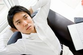 Lấy vợ giàu: Được một, mất mười Lấy vợ giàu: Được một, mất mười