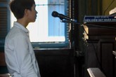 Rủ nữ sinh làm trò "người lớn" nhiều lần ở quán trà sữa Rủ nữ sinh làm trò "người lớn" nhiều lần ở quán trà sữa