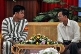 Nước mắt thứ tha và những lá tâm thư của phạm nhân Nước mắt thứ tha và những lá tâm thư của phạm nhân