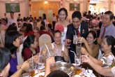 Con trai Bí thư Tỉnh ủy đám cưới không bia rượu Con trai Bí thư Tỉnh ủy đám cưới không bia rượu