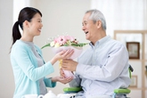 Bố chồng lại là... cha đẻ của tôi Bố chồng lại là... cha đẻ của tôi