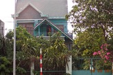 Kẻ trộm bỏ lại hơn 20 lượng vàng Kẻ trộm bỏ lại hơn 20 lượng vàng
