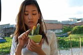 Maya: Từ người mẫu 'bưng mâm' thành ngôi sao mới Maya: Từ người mẫu 'bưng mâm' thành ngôi sao mới