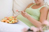 Những thứ mẹ bầu nên ăn để sinh con thông minh Những thứ mẹ bầu nên ăn để sinh con thông minh