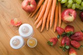 Những vitamin giúp bé tăng cường hệ miễn dịch Những vitamin giúp bé tăng cường hệ miễn dịch