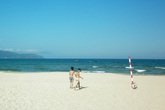 Đôi nam nữ chết đuối ở bãi biển Đôi nam nữ chết đuối ở bãi biển