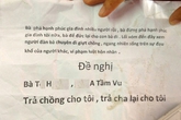Lạ lùng người đàn bà đi ô tô phát tờ rơi 'đòi'... chồng Lạ lùng người đàn bà đi ô tô phát tờ rơi 'đòi'... chồng