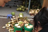 Cùi dừa trắng nõn nhờ tẩy bằng... chất độc Cùi dừa trắng nõn nhờ tẩy bằng... chất độc