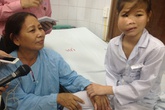 Bé gái 14 tuổi bị bỏ rơi trong rừng vì nghi... ma bắt Bé gái 14 tuổi bị bỏ rơi trong rừng vì nghi... ma bắt