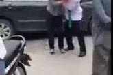 "Huyết chiến" vì va chạm giao thông ở Hà Nội "Huyết chiến" vì va chạm giao thông ở Hà Nội